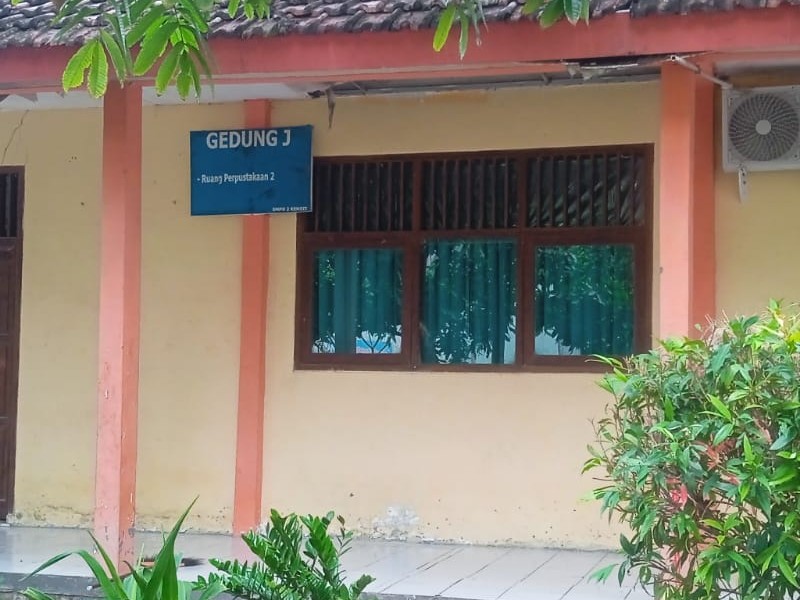 STANDAR OPERASIONAL PROSEDUR (SOP) PERPUSTAKAAN SMP NEGERI 2 KENDIT